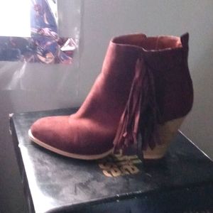 Ankle boots